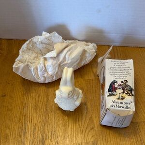 Le Lapin Blanc Figurine
